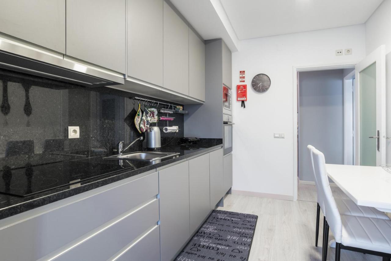Апартаменты Metropolitan Gaia-Porto Вила-Нова-ди-Гая Экстерьер фото