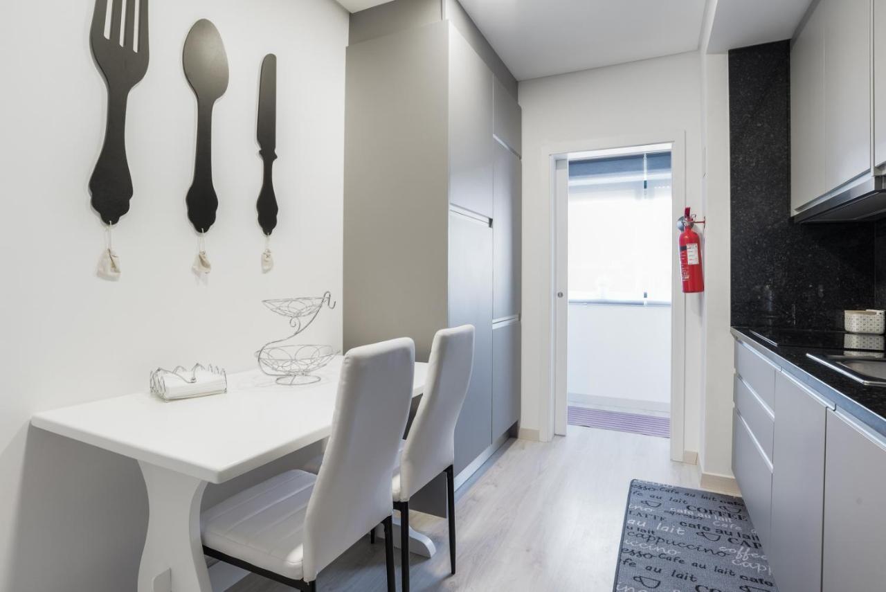 Апартаменты Metropolitan Gaia-Porto Вила-Нова-ди-Гая Экстерьер фото